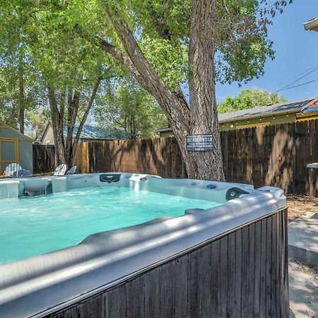 The Vibrant Victorian Hot Tub & Fire Pit In Occ Villa Colorado Springs Kültér fotó