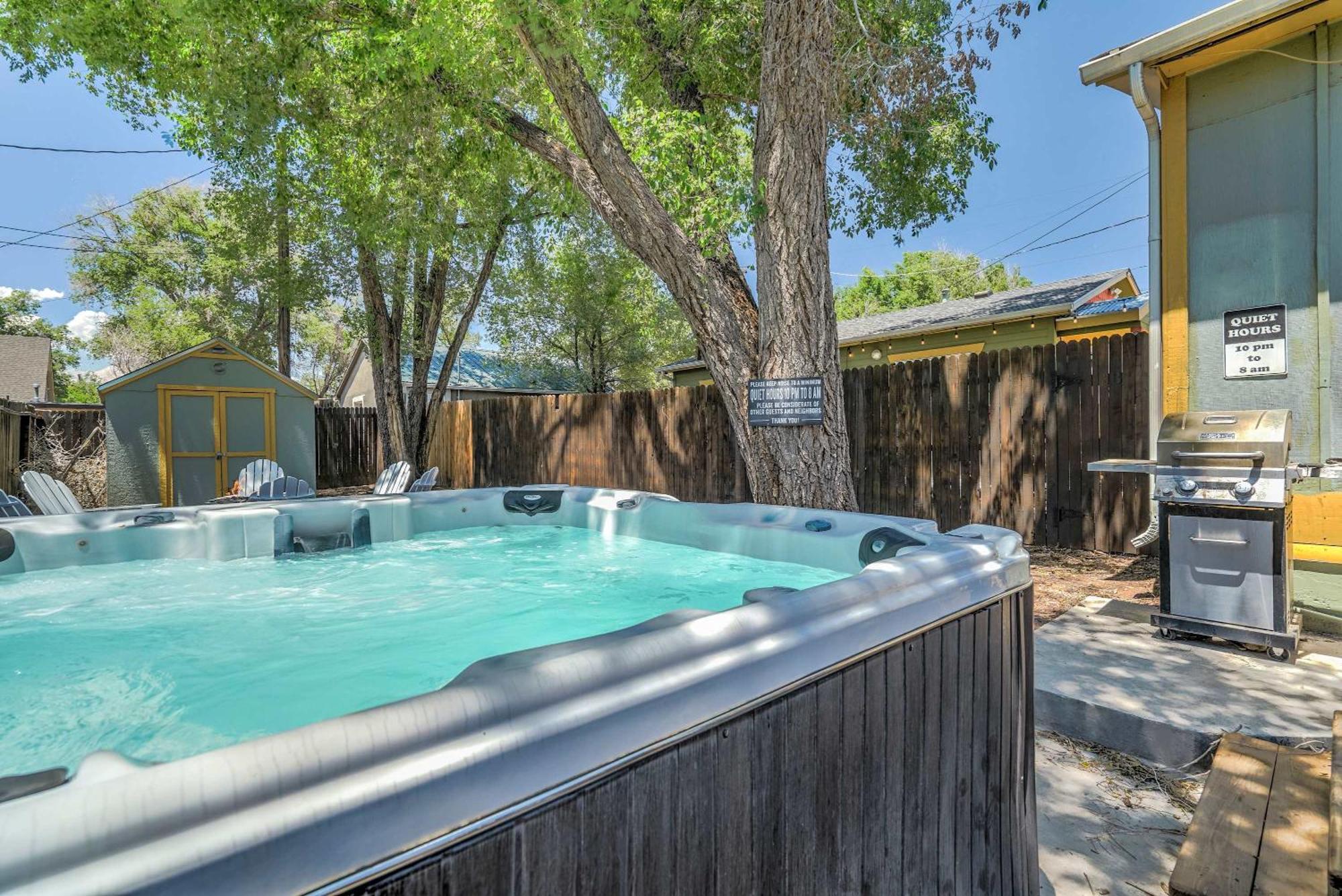 The Vibrant Victorian Hot Tub & Fire Pit In Occ Villa Colorado Springs Kültér fotó